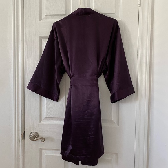 Vintage Silk and Satin 2pc Set - Picture 7 of 8